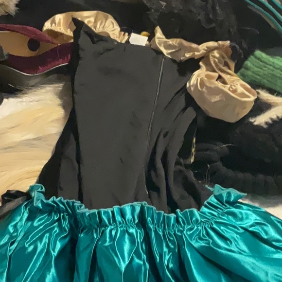 Leg Avenue princess costume - Picture 2 of 3